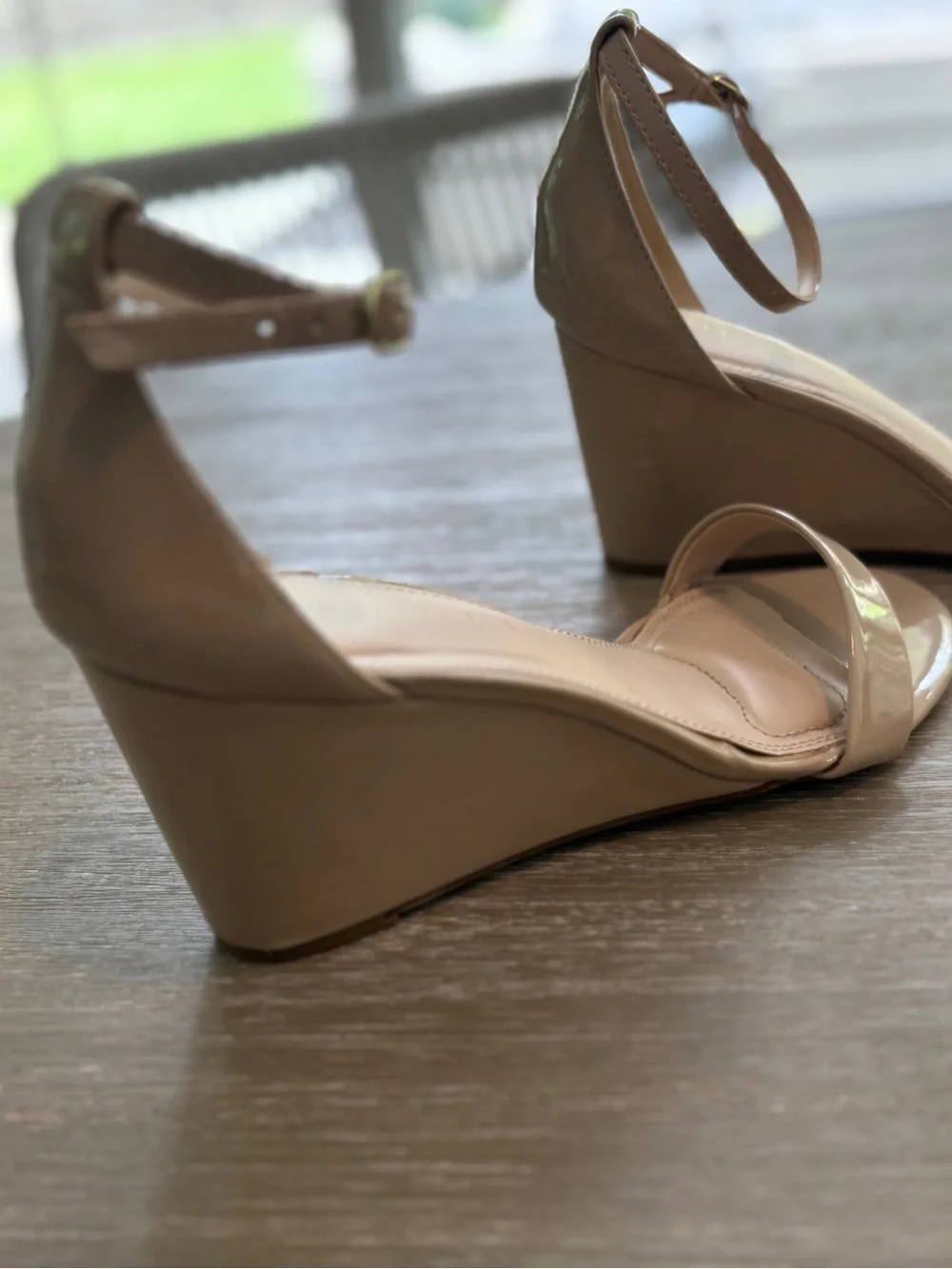 Kelly & Katie sleek patent
